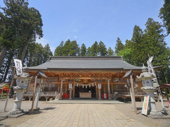 櫛引八幡宮